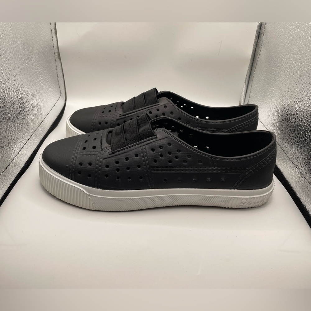 Blowfish Malibu black rubber women’s sneakers size 7